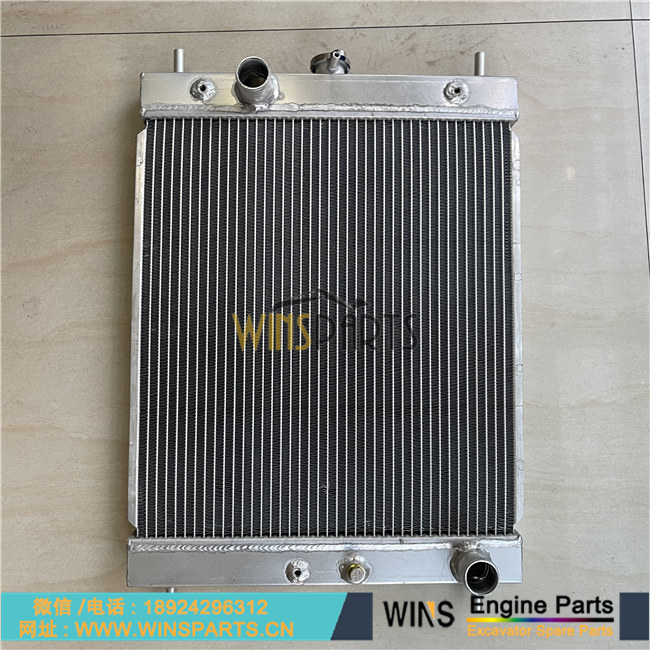 4434315 4616078 液压油箱 散热器 水箱用于日立