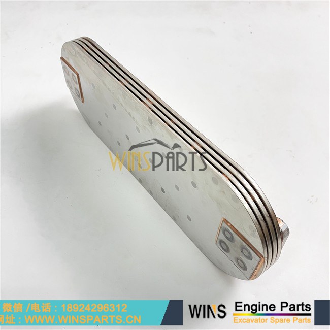 8-97334100-2 8973341002 8-97334100-1 原装 五十铃4HK1 机油散热器芯 用于日立 ZX200-3 ZX210-3 ZX240-3 约翰迪尔245GLC 230GW 190GW 挖掘机配件