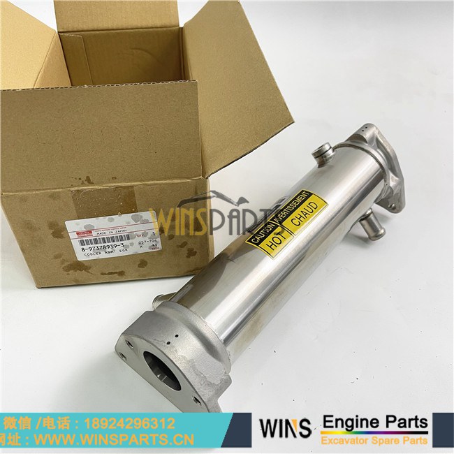 8-97378939-0 8973789390 五十铃 4HK1 发动机EGR阀 冷却管 用于 <a href=//www.mentye.com/riliwajueji.html target='_blank'>日立</a>ZX200-5A ZX200-3 ZX240-3 ZX270-3 约翰迪尔245GLC 230GW 190GW 挖掘机配件